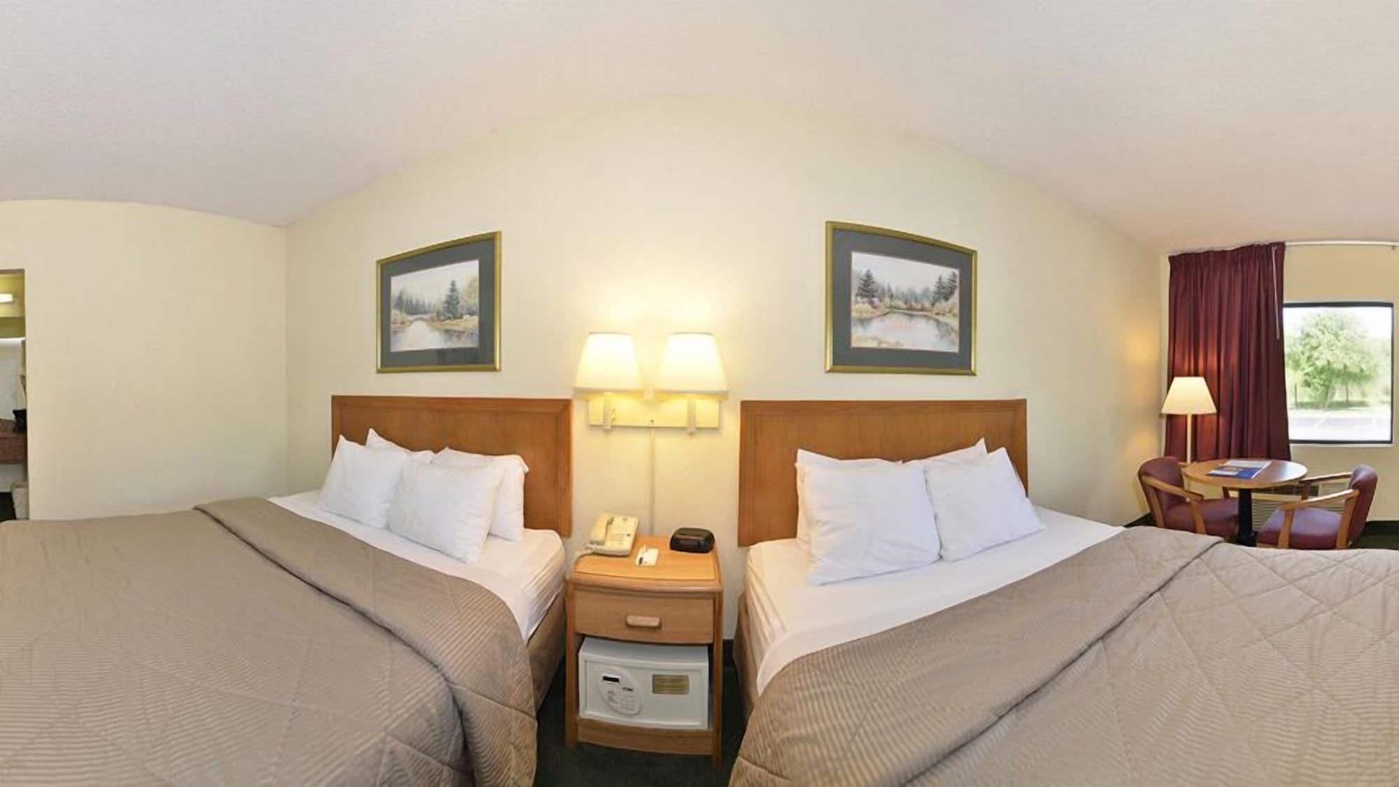 Days Inn By Wyndham St George St. George Bagian luar foto